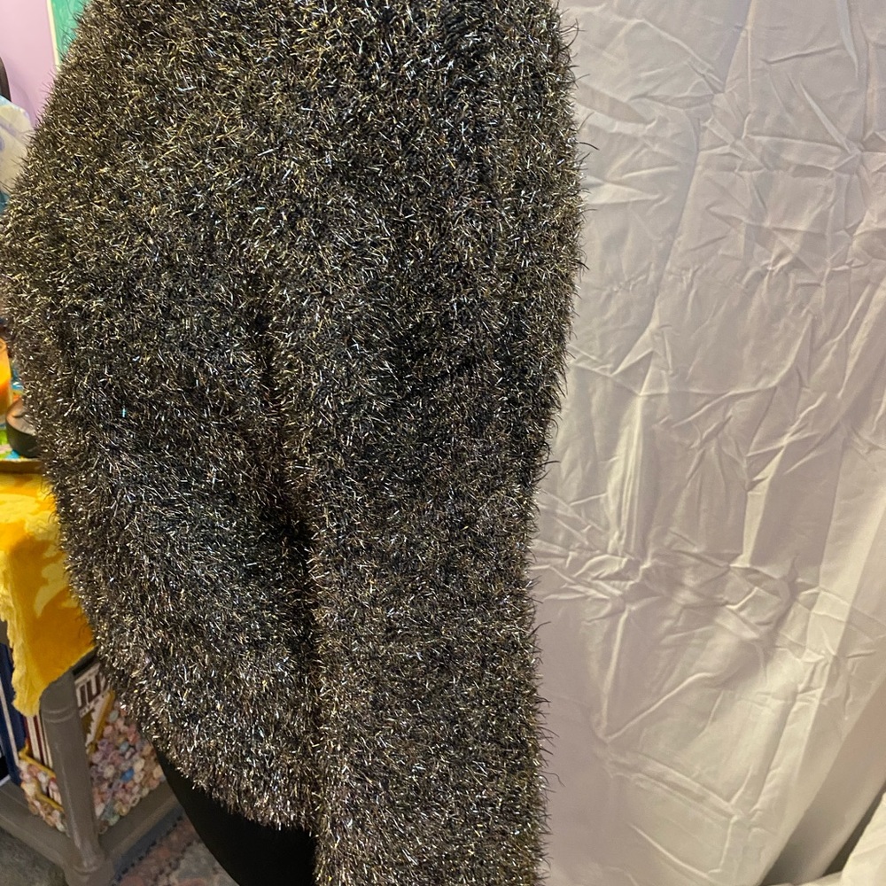 Leith Metallic Fuzzy Sweater - Picture 3 of 10